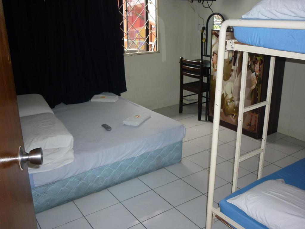 A&J Budget Hotel Kota Kinabalu Ngoại thất bức ảnh